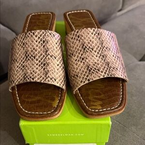 Sam Edelman Pink Snake-Print Slide Mules